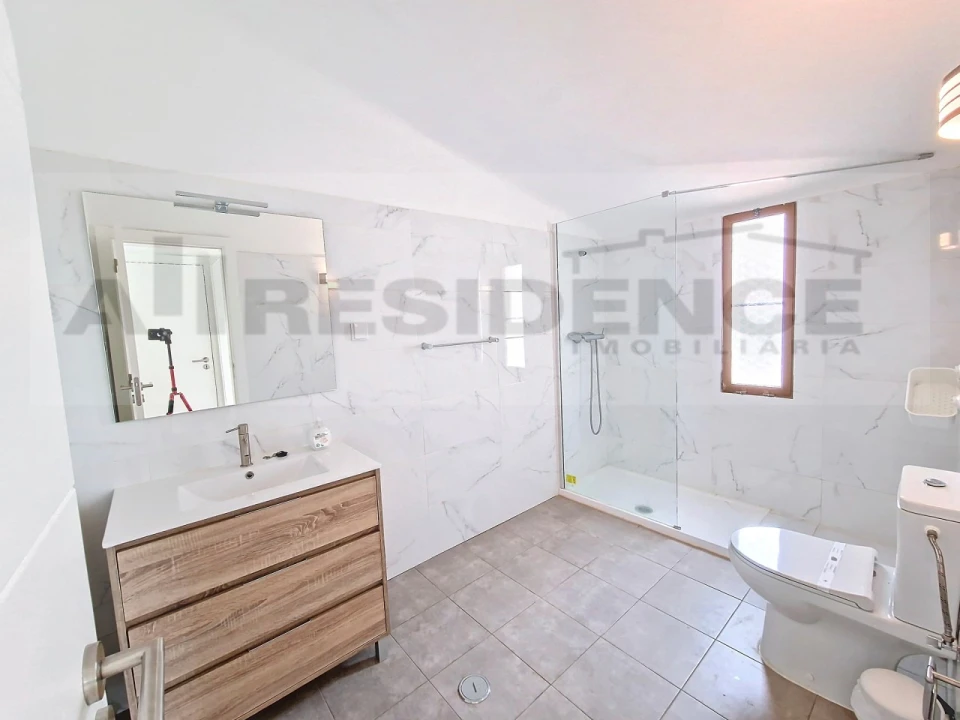 Moradia T4 para Venda em Albufeira e Olhos de Água Foto 10