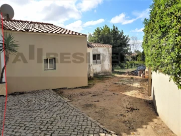 Moradia T3 para Venda em Almancil
