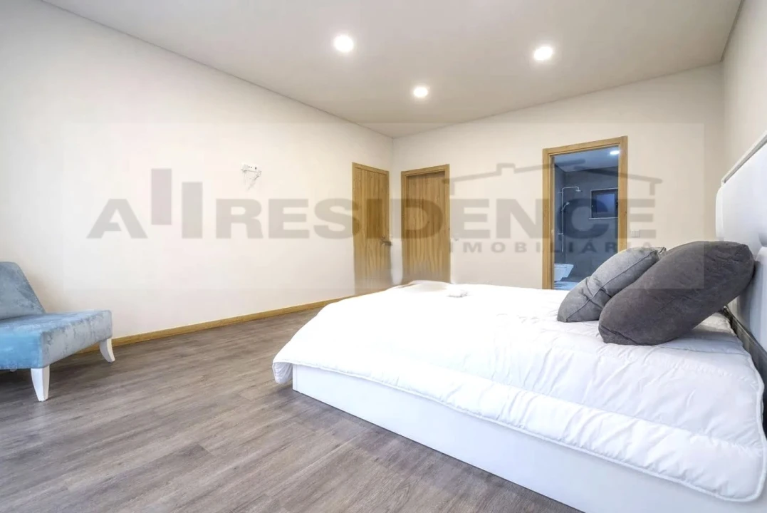 Apartamento T2 para Venda em Albufeira e Olhos de Água Foto 16