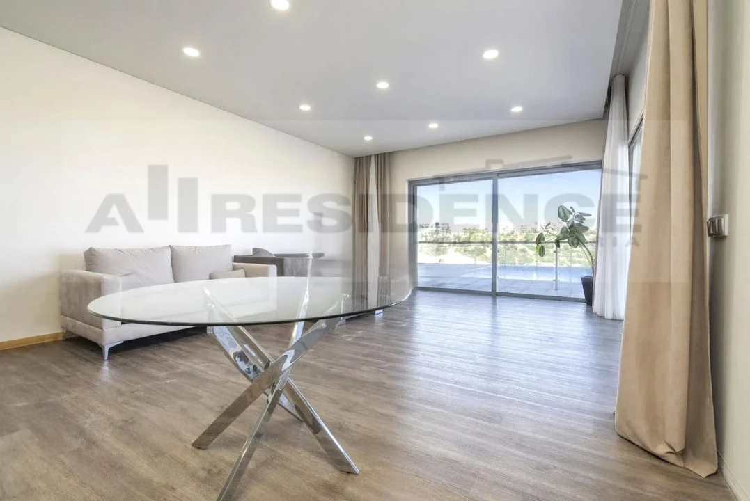 Apartamento T2 para Venda em Albufeira e Olhos de Água Foto 36