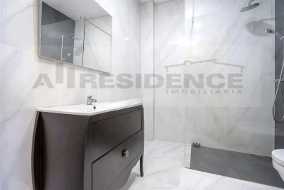 Apartamento T2 para Venda em Albufeira e Olhos de Água