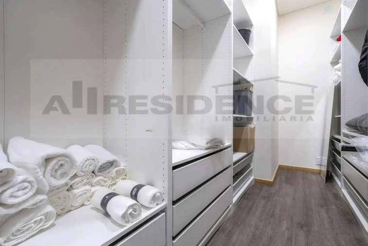 Apartamento T2 para Venda em Albufeira e Olhos de Água Foto 8