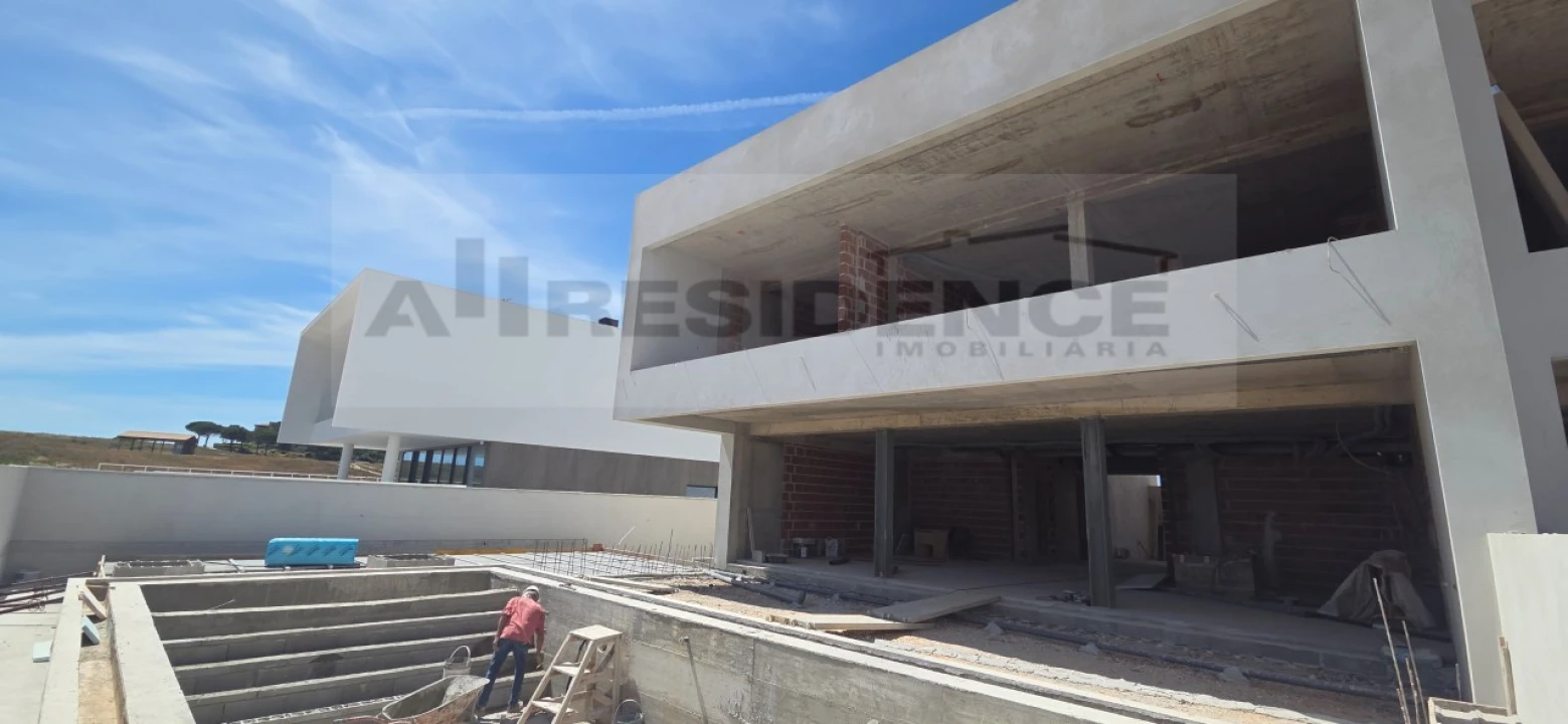 Moradia T4 para Venda em Lagos (São Sebastião e Santa Maria) Foto 34