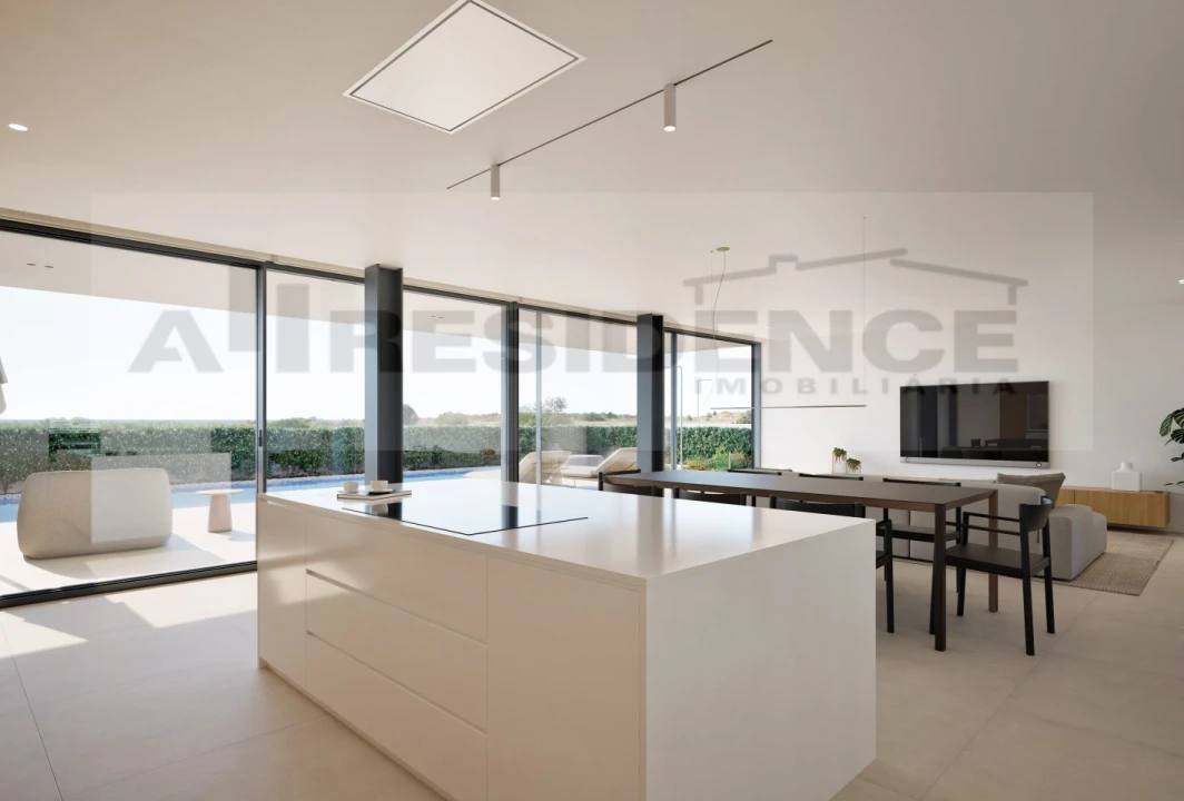 Moradia T4 para Venda em Lagos (São Sebastião e Santa Maria) Foto 18