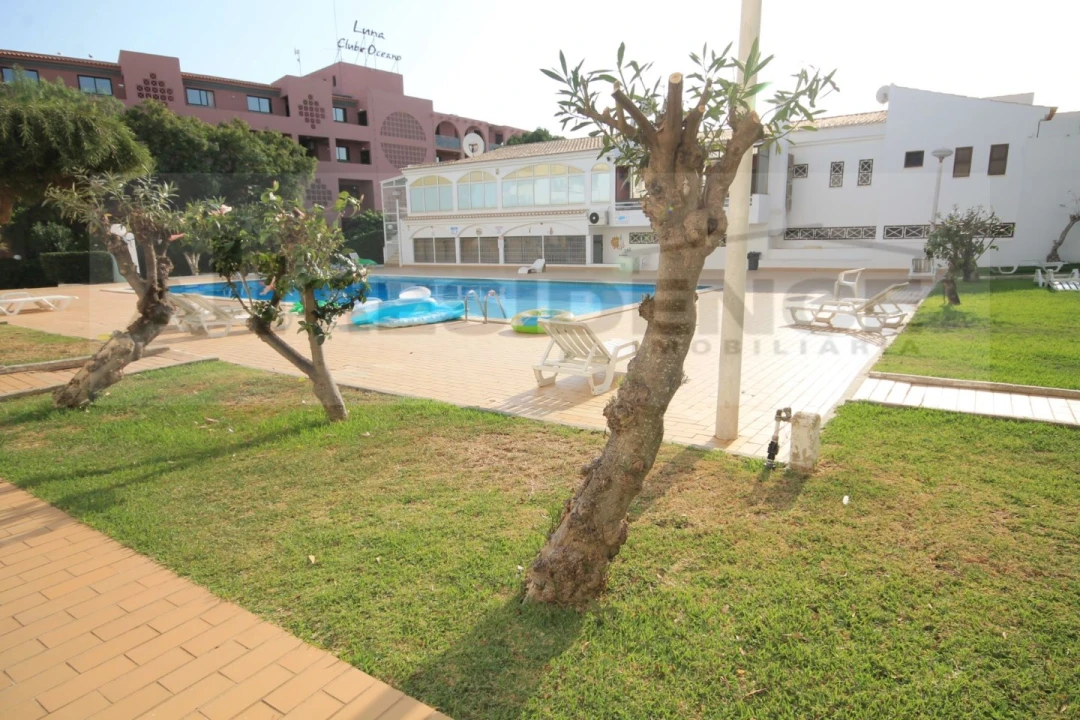 Apartamento T1 para Venda em Albufeira e Olhos de Água Foto 7