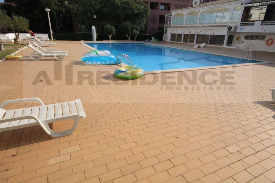 Apartamento T1 para Venda em Albufeira e Olhos de Água Foto 5