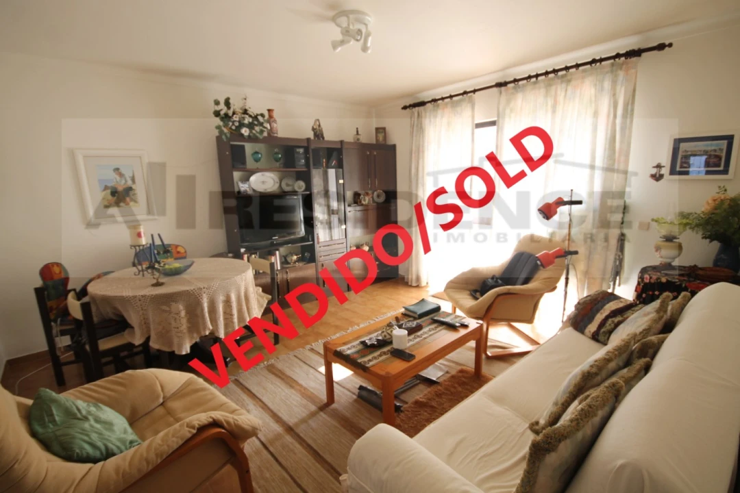 Apartamento T1 para Venda em Albufeira e Olhos de Água Foto 1