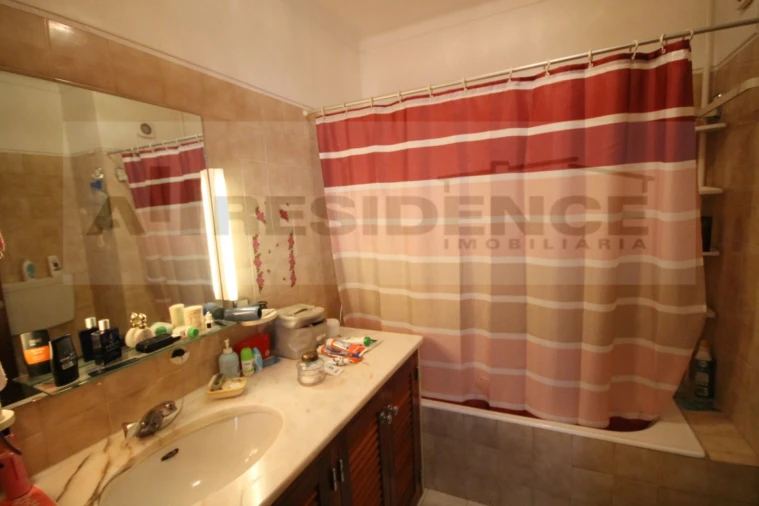 Apartamento T1 para Venda em Albufeira e Olhos de Água Foto 14