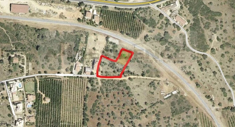 Terreno para Venda em Ferreiras Foto 3