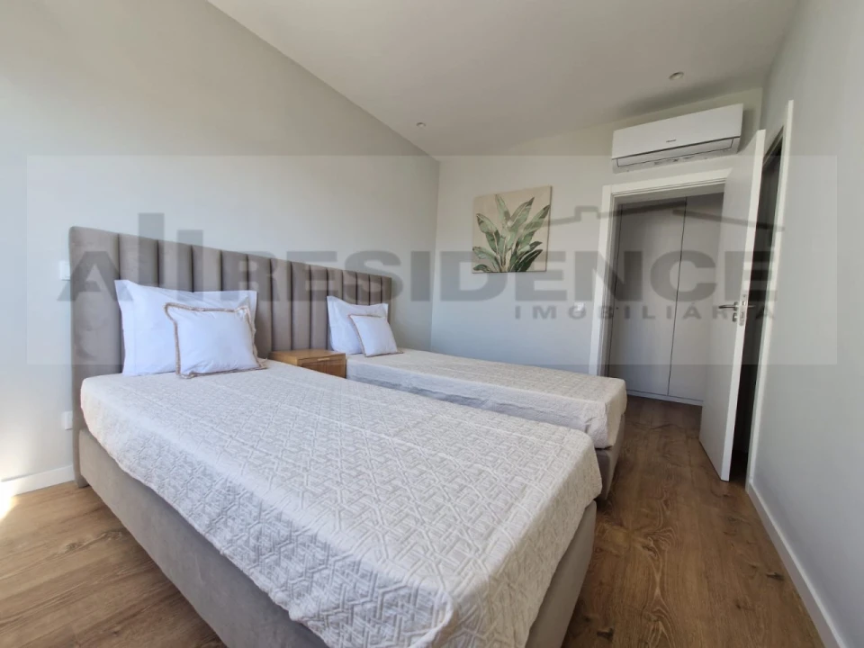Apartamento T4 para Venda em Albufeira e Olhos de Água Foto 8