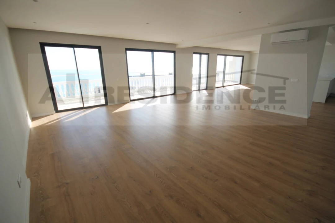 Apartamento T4 para Venda em Albufeira e Olhos de Água Foto 18