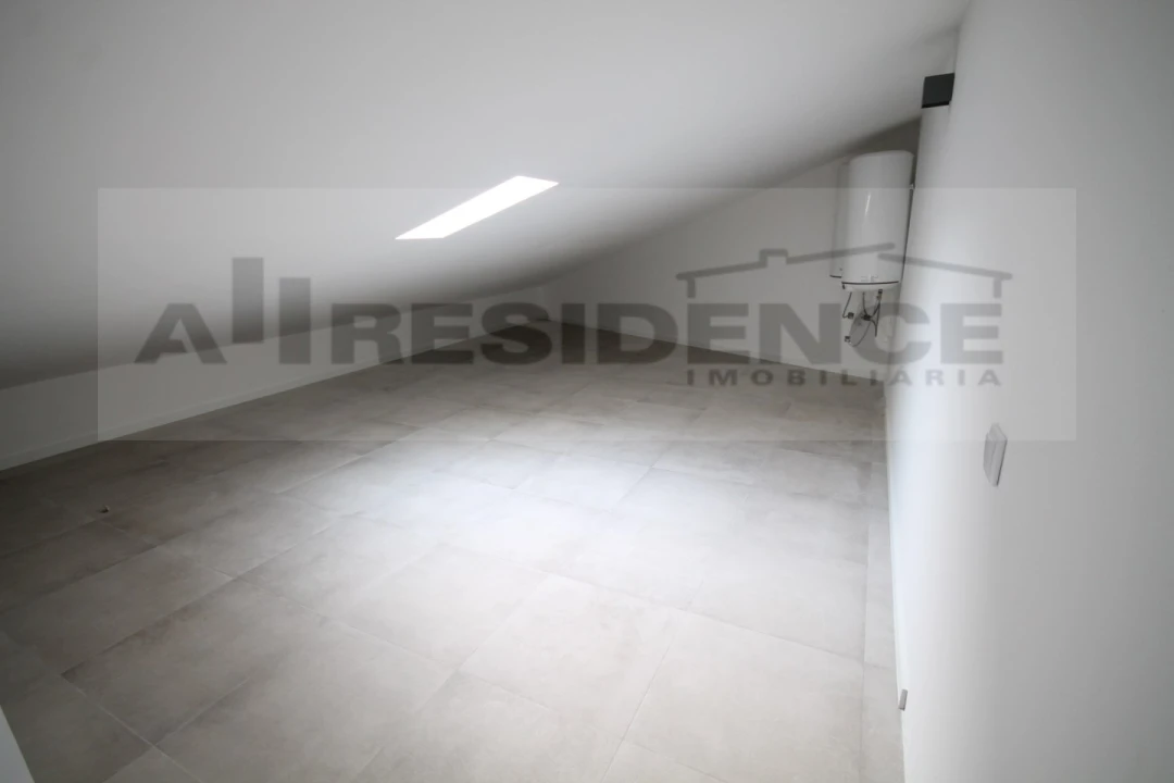 Apartamento T4 para Venda em Albufeira e Olhos de Água Foto 54