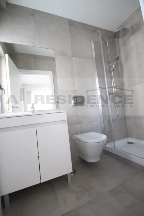 Apartamento T4 para Venda em Albufeira e Olhos de Água