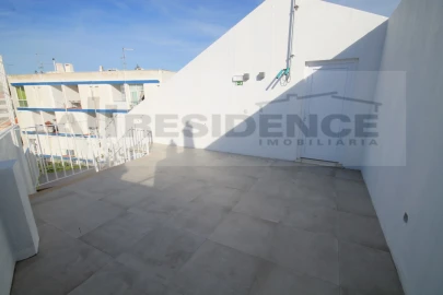 Apartamento T4 para Venda em Albufeira e Olhos de Água