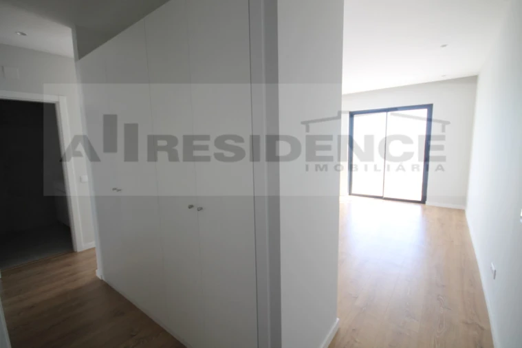 Apartamento T4 para Venda em Albufeira e Olhos de Água Foto 31