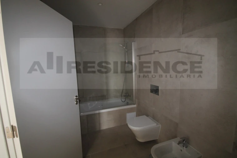 Apartamento T4 para Venda em Albufeira e Olhos de Água Foto 36