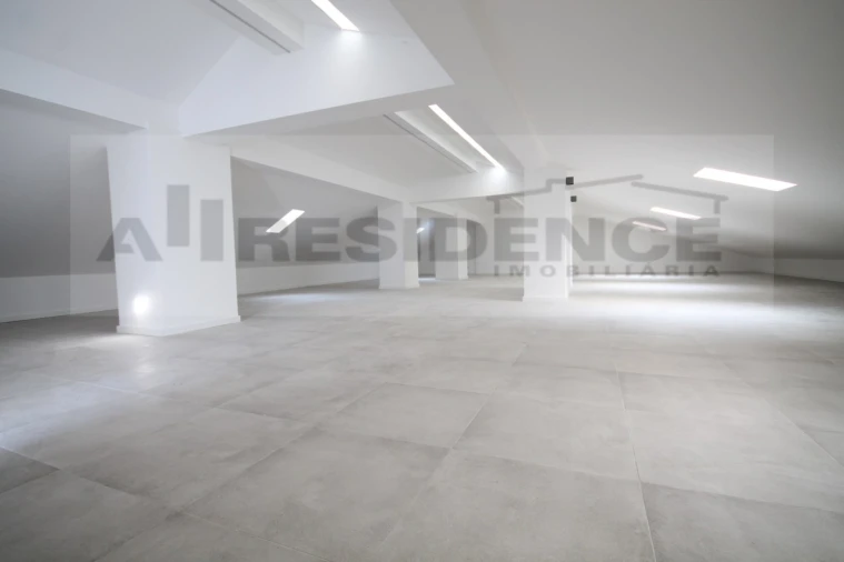 Apartamento T4 para Venda em Albufeira e Olhos de Água Foto 55