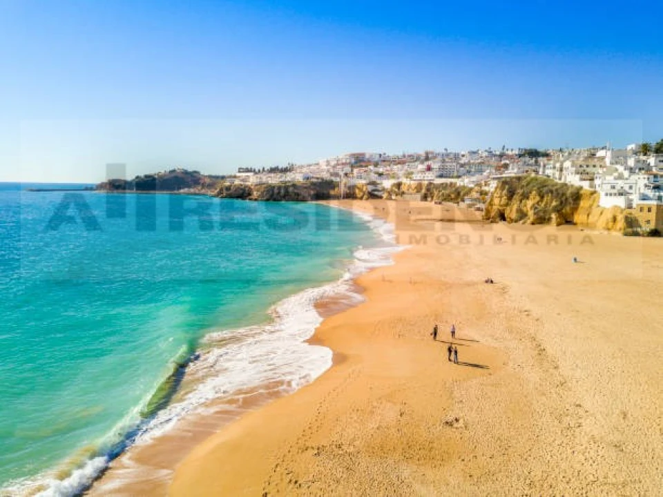 Negócio para Venda em Albufeira e Olhos de Água Foto 13