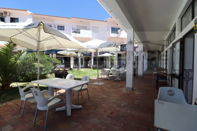 Negócio para Venda em Albufeira e Olhos de Água Foto 2