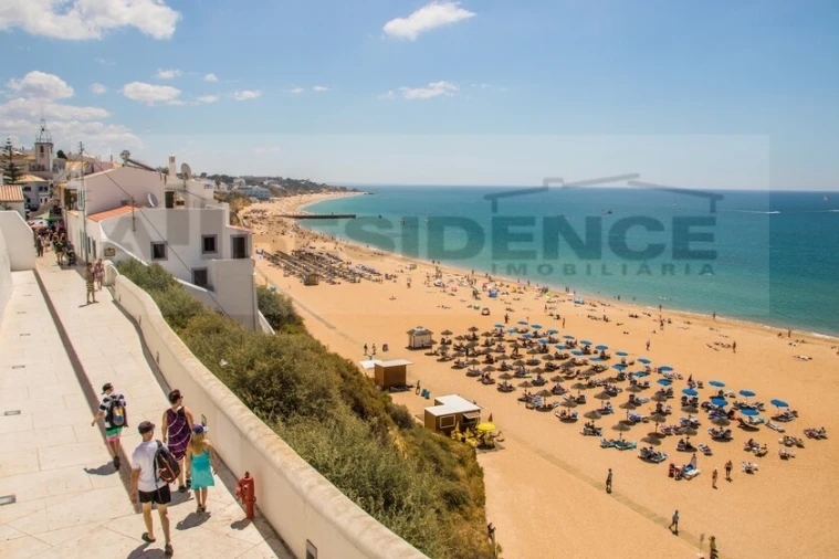Negócio para Venda em Albufeira e Olhos de Água Foto 11