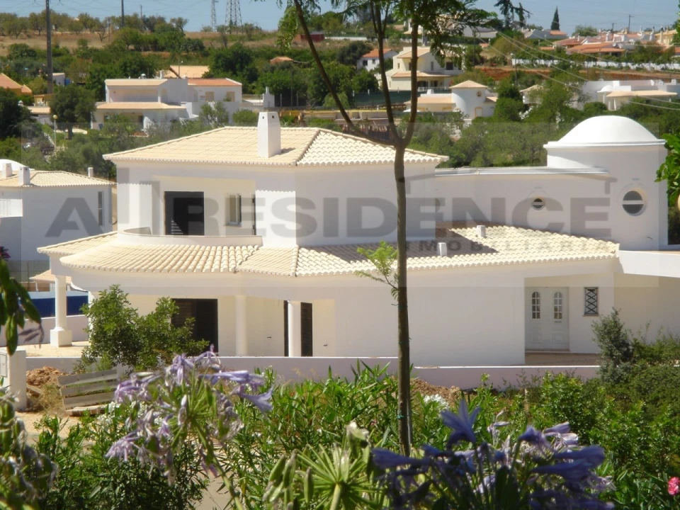 Moradia T3 para Venda em Albufeira e Olhos de Água Foto 4