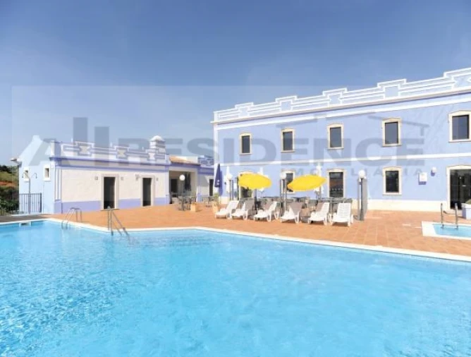 Moradia T3 para Venda em Albufeira e Olhos de Água Foto 9