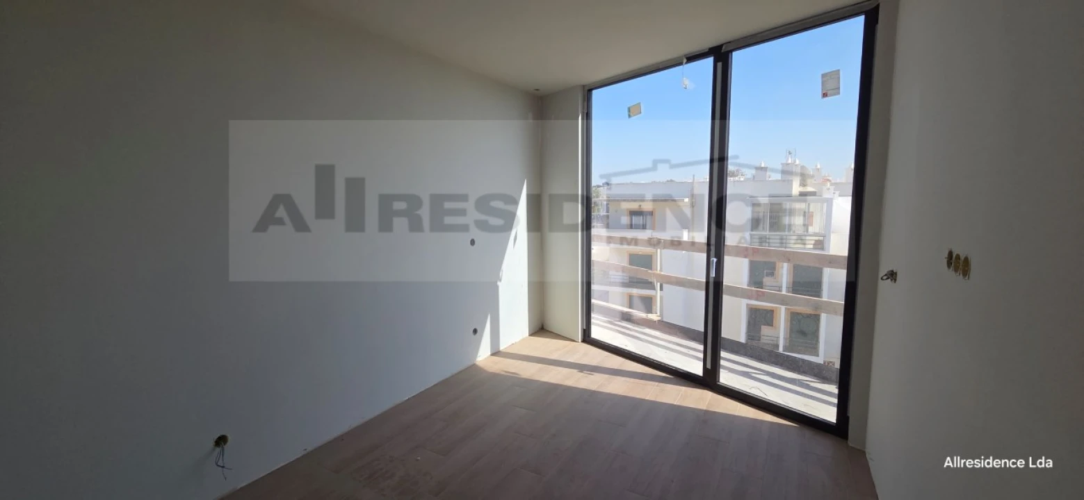 Apartamento T3 para Venda em Albufeira e Olhos de Água Foto 10