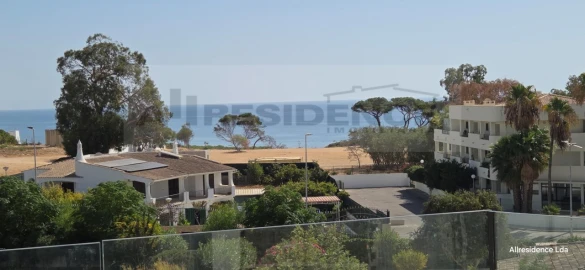 Apartamento T3 para Venda em Albufeira e Olhos de Água