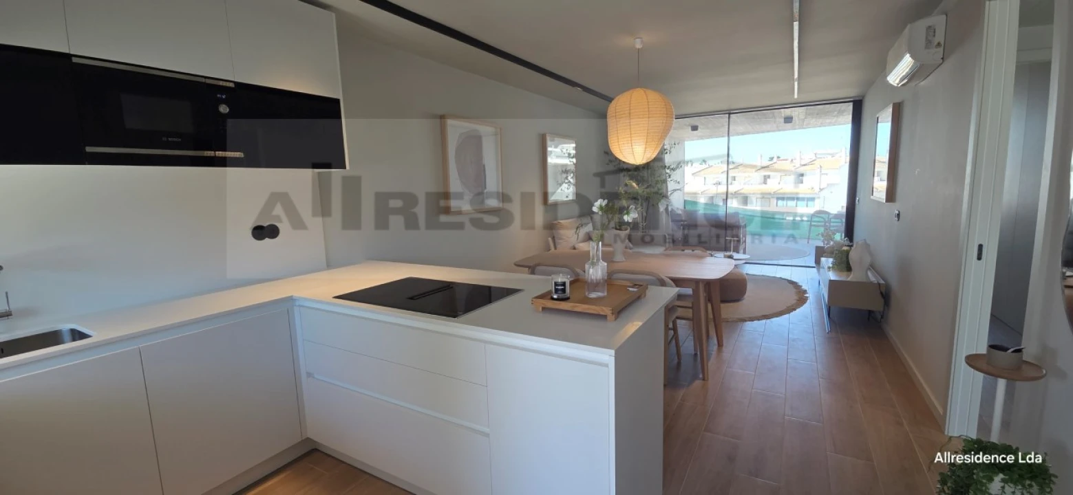 Apartamento T2 para Venda em Albufeira e Olhos de Água Foto 5