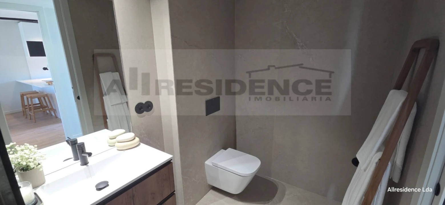 Apartamento T2 para Venda em Albufeira e Olhos de Água Foto 11