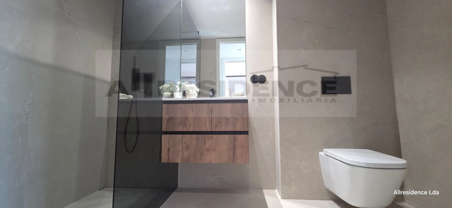Apartamento T2 para Venda em Albufeira e Olhos de Água Foto 13