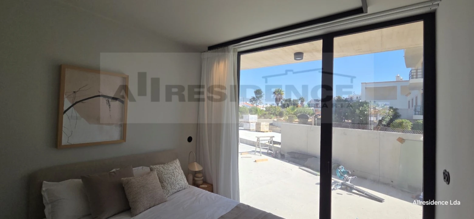 Apartamento T2 para Venda em Albufeira e Olhos de Água Foto 14