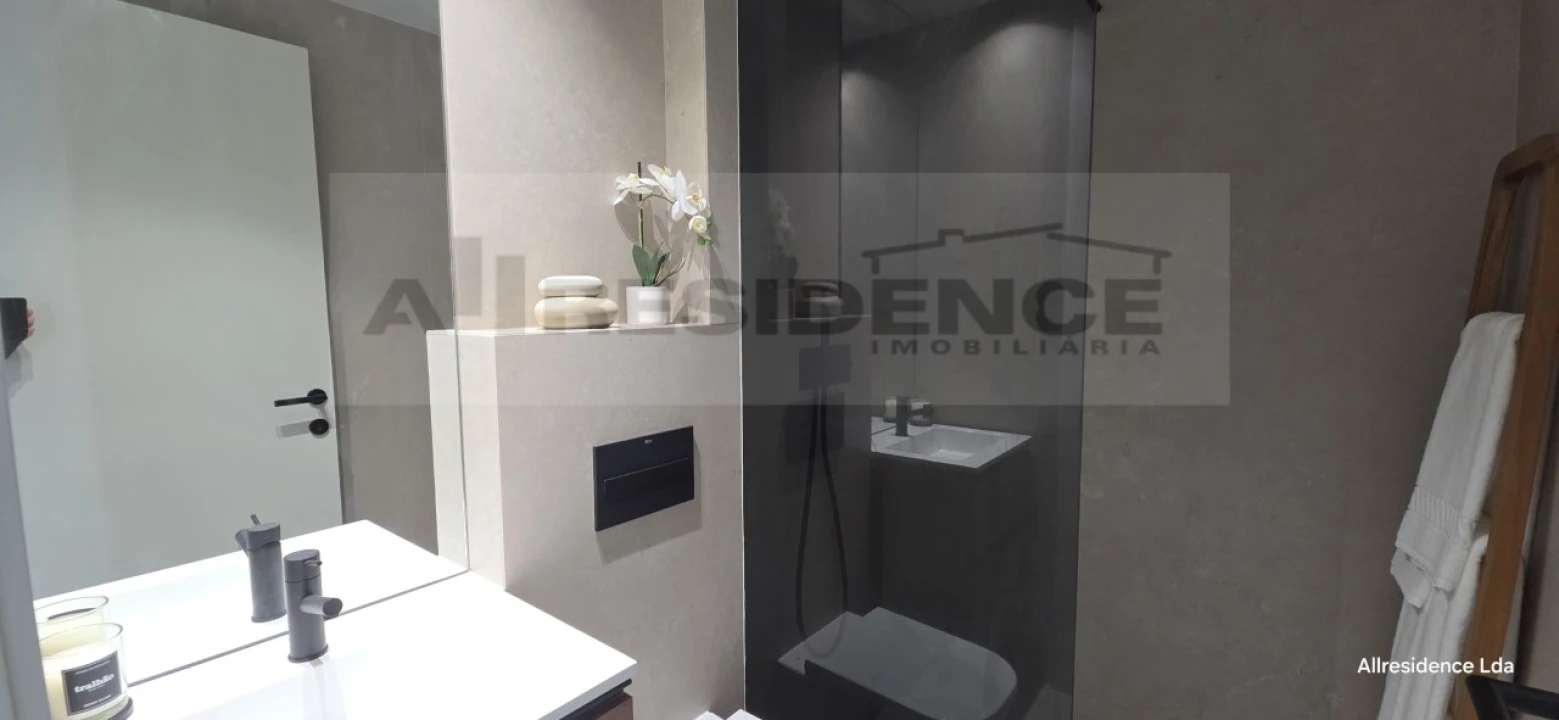 Apartamento T2 para Venda em Albufeira e Olhos de Água Foto 18