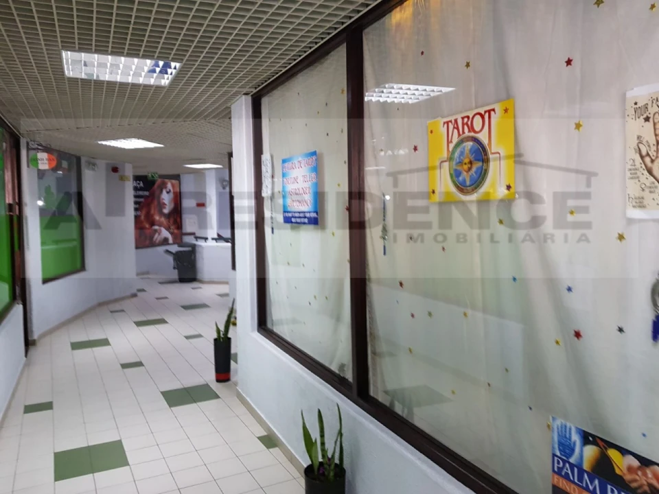 Loja para Venda em Albufeira e Olhos de Água Foto 10