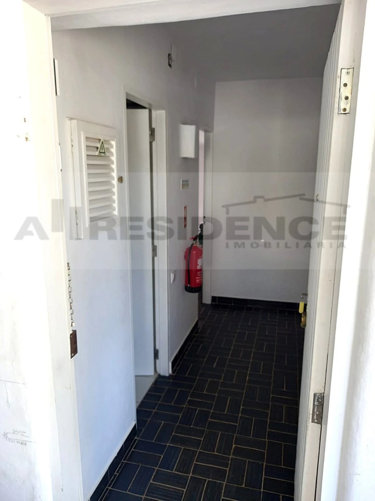 Apartamento T1 para Venda em Albufeira e Olhos de Água Foto 21