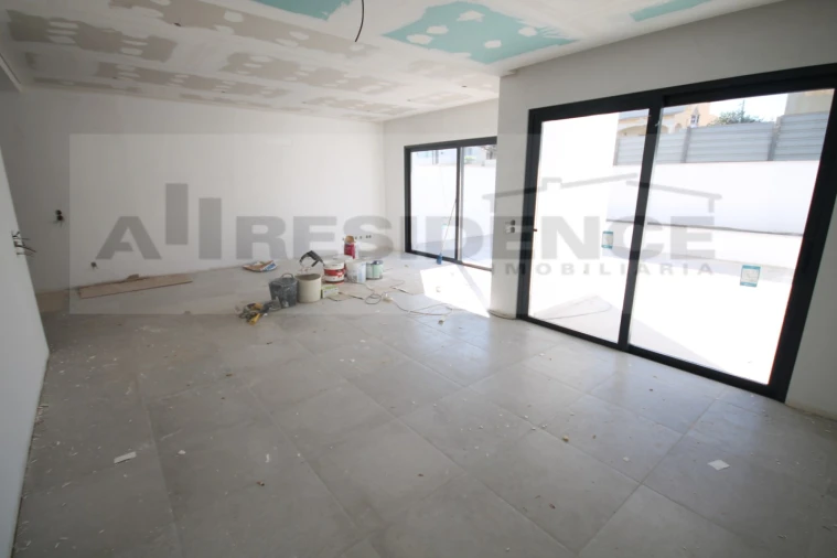 Moradia T3 para Venda em Alcantarilha e Pêra Foto 5