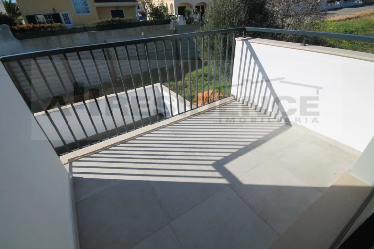 Moradia T3 para Venda em Alcantarilha e Pêra Foto 18