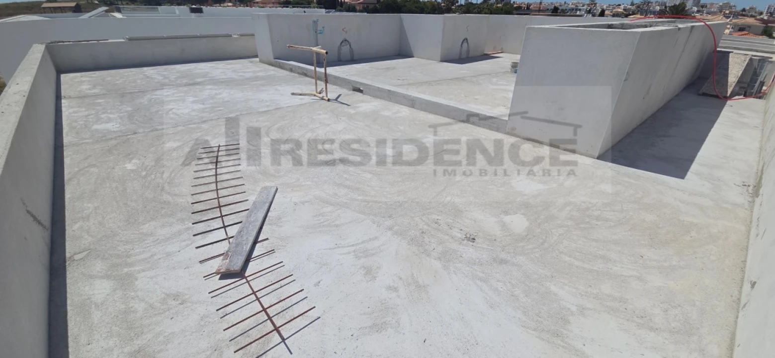 Moradia T4 para Venda em Lagos (São Sebastião e Santa Maria) Foto 46