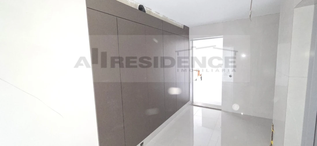 Apartamento T2 para Venda em Loule (São Sebastião) Foto 2