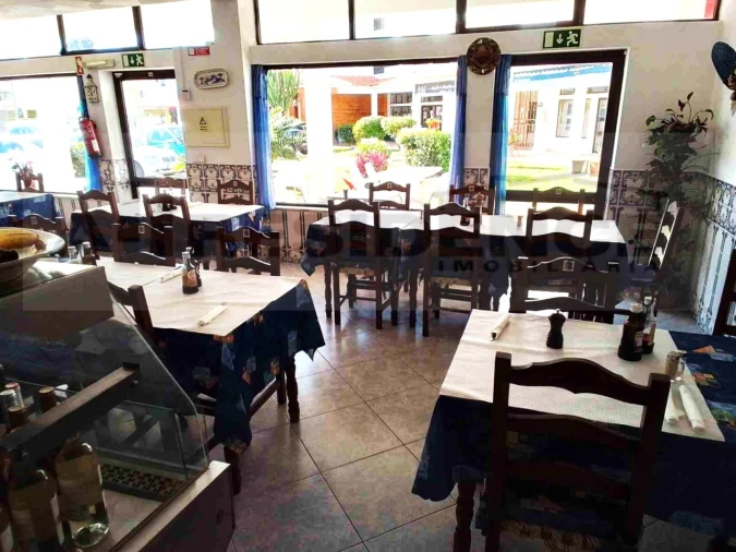 Negócio para Venda em Albufeira e Olhos de Água