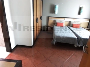Apartamento T2 para Venda em Albufeira e Olhos de Água