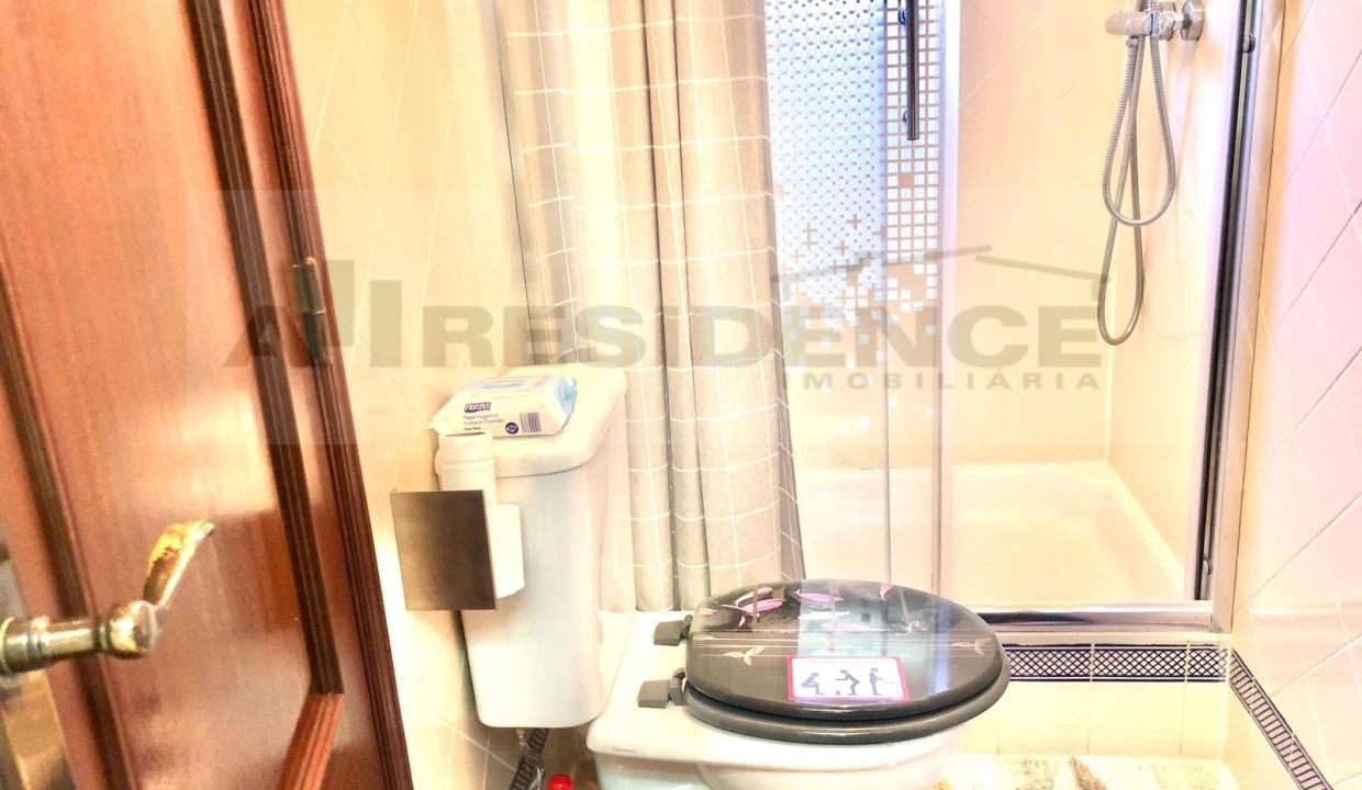 Apartamento T2 para Venda em Albufeira e Olhos de Água Foto 4