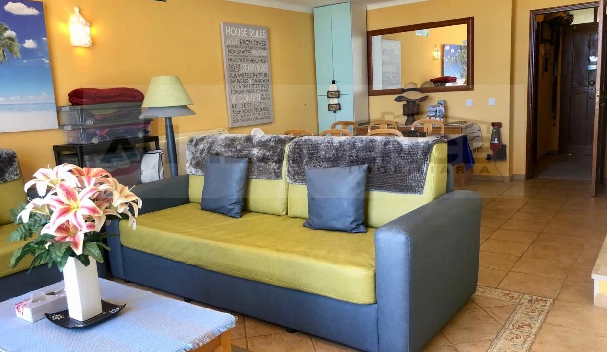 Apartamento T2 para Venda em Albufeira e Olhos de Água Foto 12
