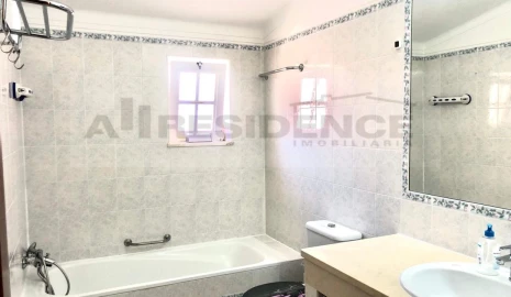 Apartamento T2 para Venda em Albufeira e Olhos de Água