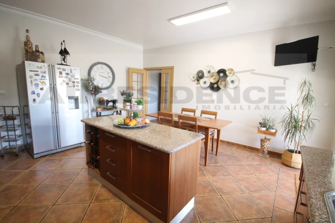 Moradia T4 para Venda em Albufeira e Olhos de Água Foto 33