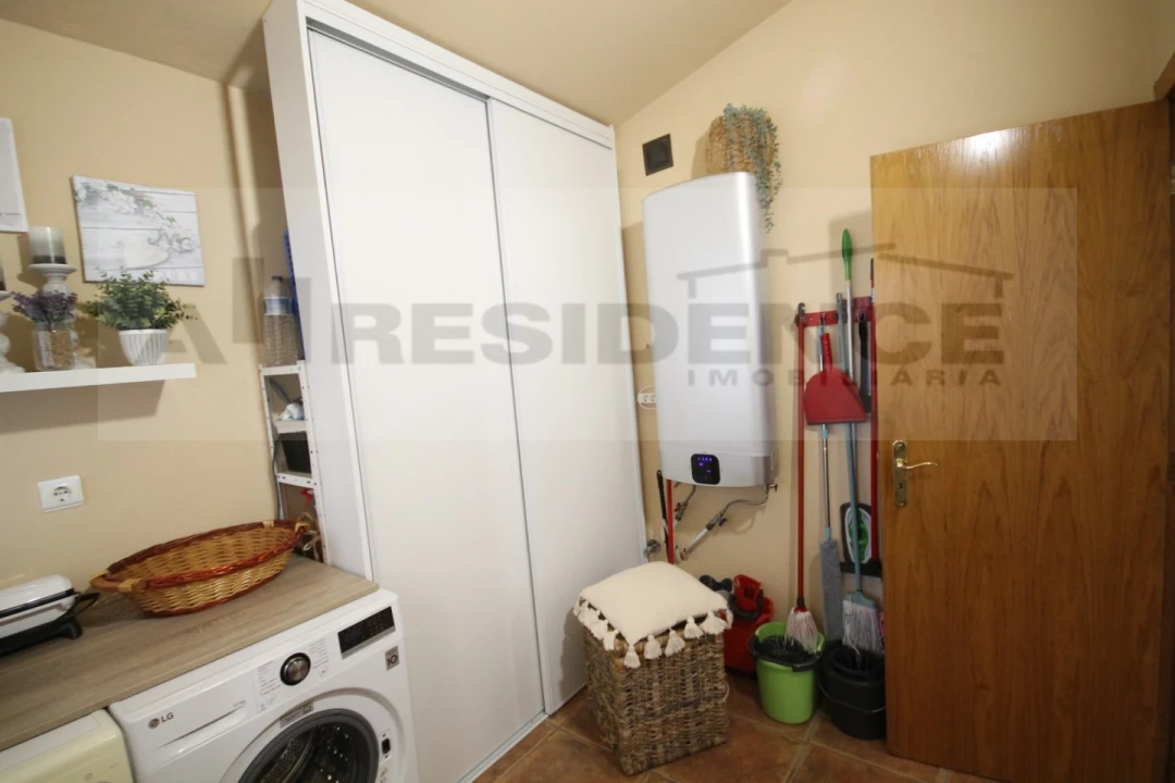 Moradia T4 para Venda em Albufeira e Olhos de Água Foto 35
