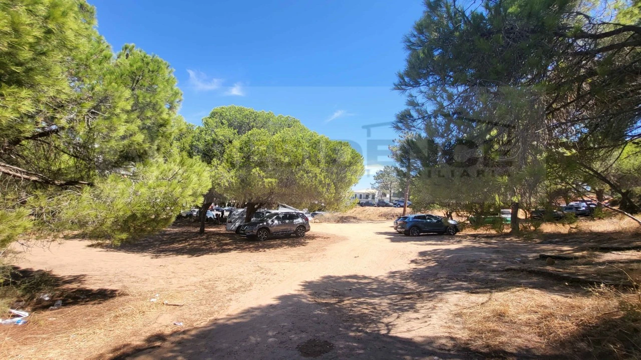 Terreno para Venda em Albufeira e Olhos de Água Foto 7