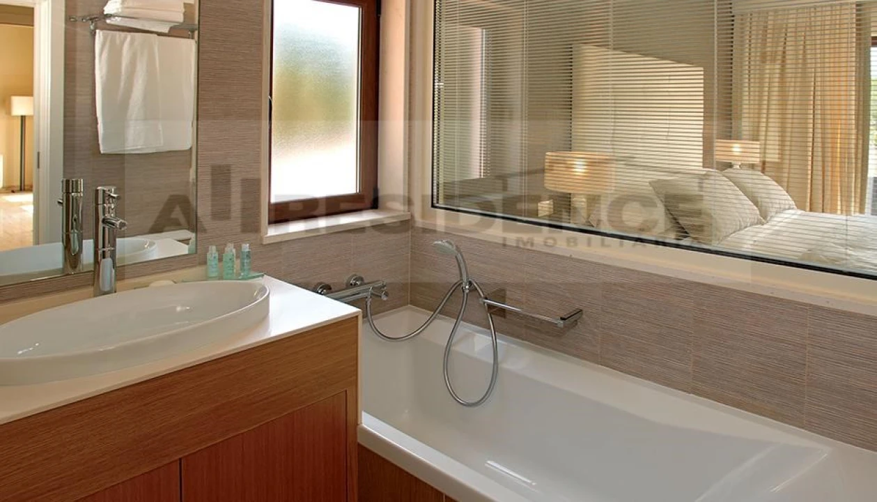 Moradia T5 para Venda em Albufeira e Olhos de Água Foto 8