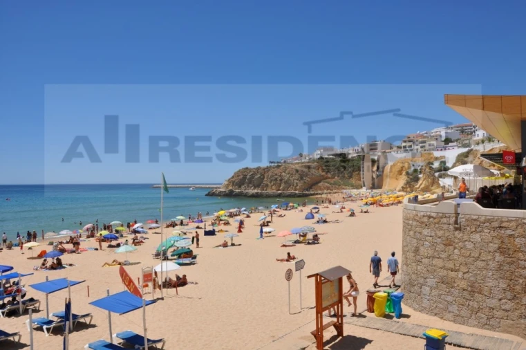 Moradia T5 para Venda em Albufeira e Olhos de Água Foto 13
