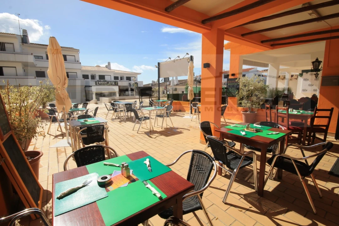 Negócio para Venda em Albufeira e Olhos de Água Foto 7